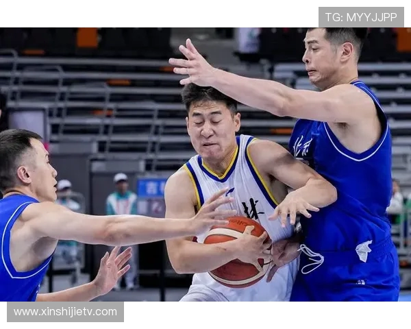 辽宁男篮在全运会中对阵重庆队的精彩对决与赛后分析